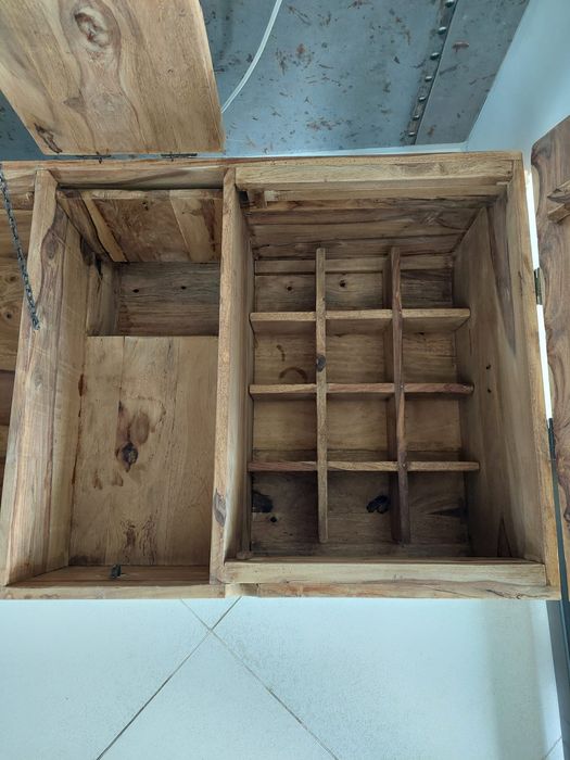 Cufar vintage din lemn masiv    110/60/46