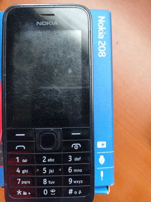 Nokia 208 телефон