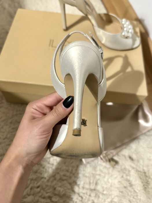 Sandale de ocazie, Il Passo