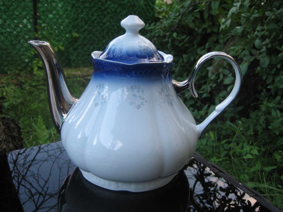 Великолепен румънски сервиз за чай