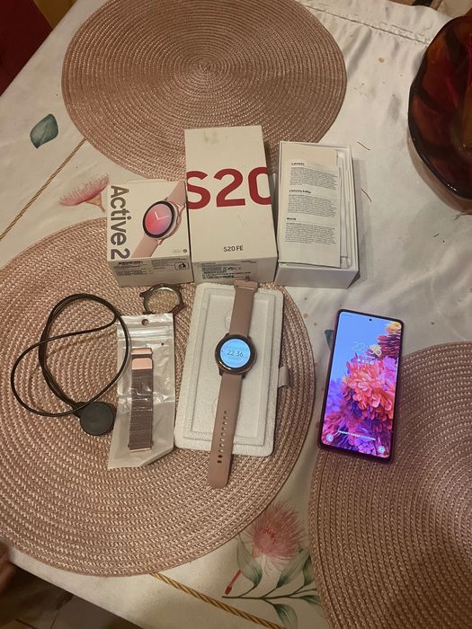 Смартфон Samsung S20 fe и samsung galaxy warch active 2