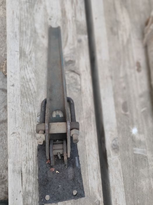 Щеколда металическая