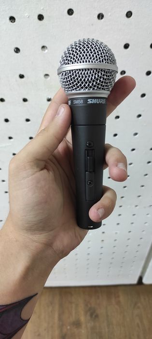 Microfon Shure SM58