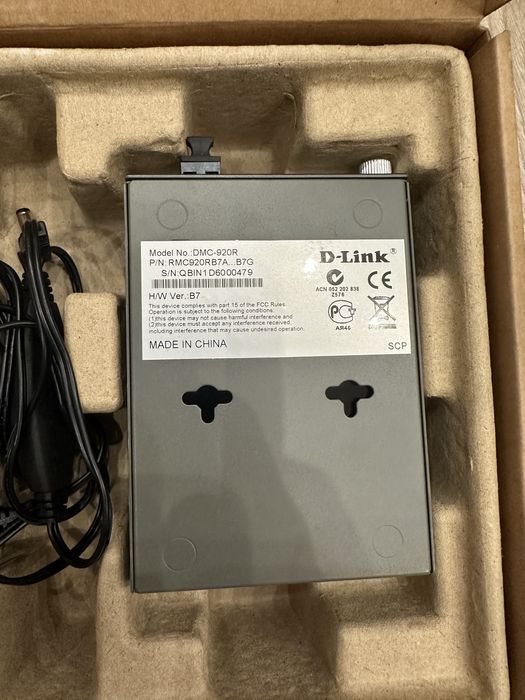 D-Link DMC-920R — медиаконвертер (оптический-Ethernet)