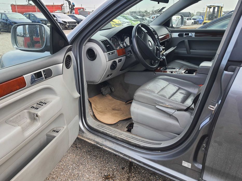 На части! VW Touareg 3.0 TDI