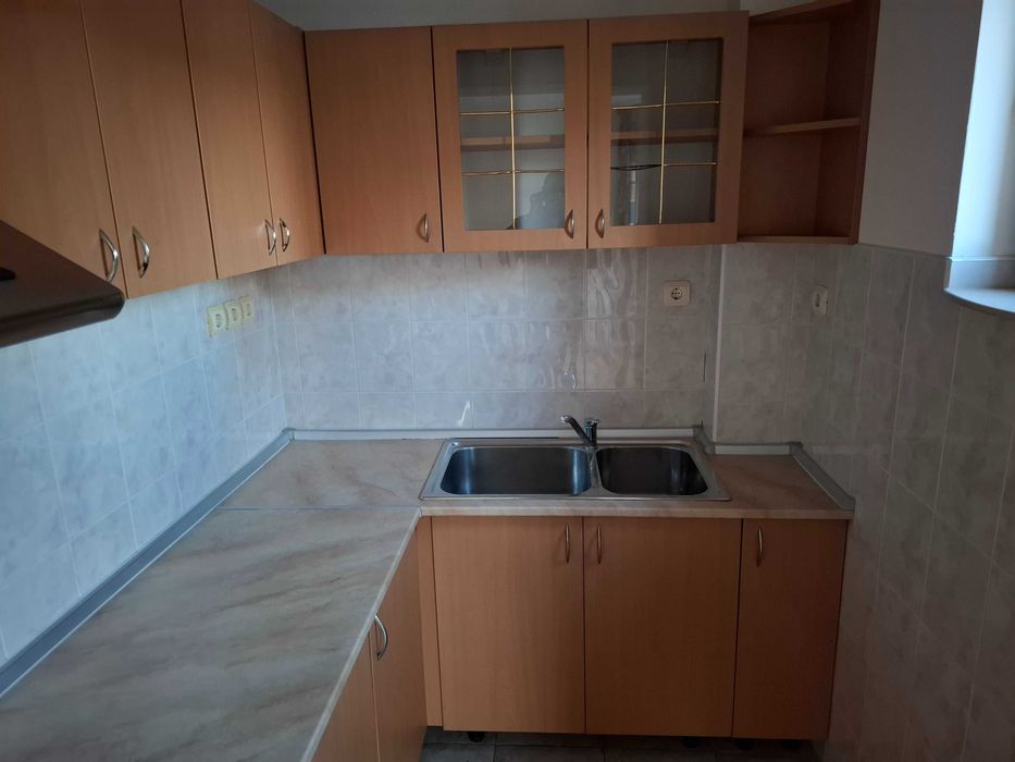 Кухня с ел. Уреди