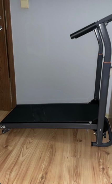 Бягаща пътека за фитнес