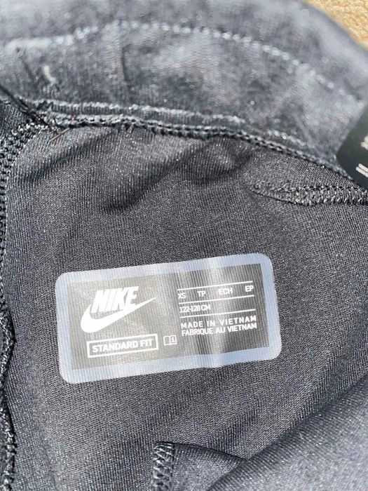Къси панталони Nike tech fleece ( 122-128)