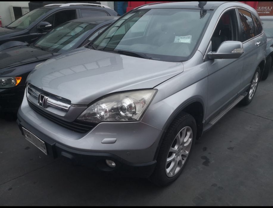 Dezmembrez Honda CR-V 2.0 benzina