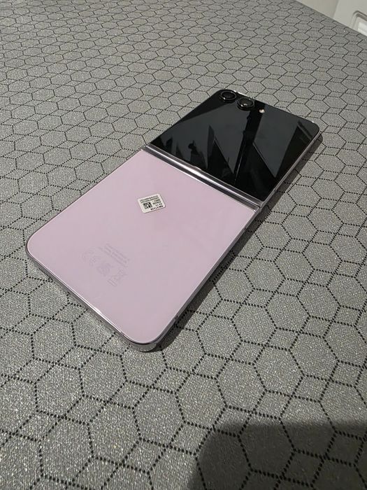 Galaxy Flip 5 256Gb