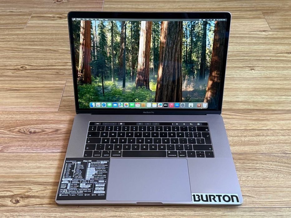 MacBook Pro 15`Core i7-9750H/16GB RAM/512GB SSD/AMD Pro 560X-4GB/Бат 8