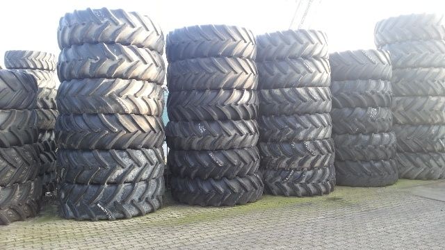 Dezmembrez Tractor Fendt 104 Case IHC