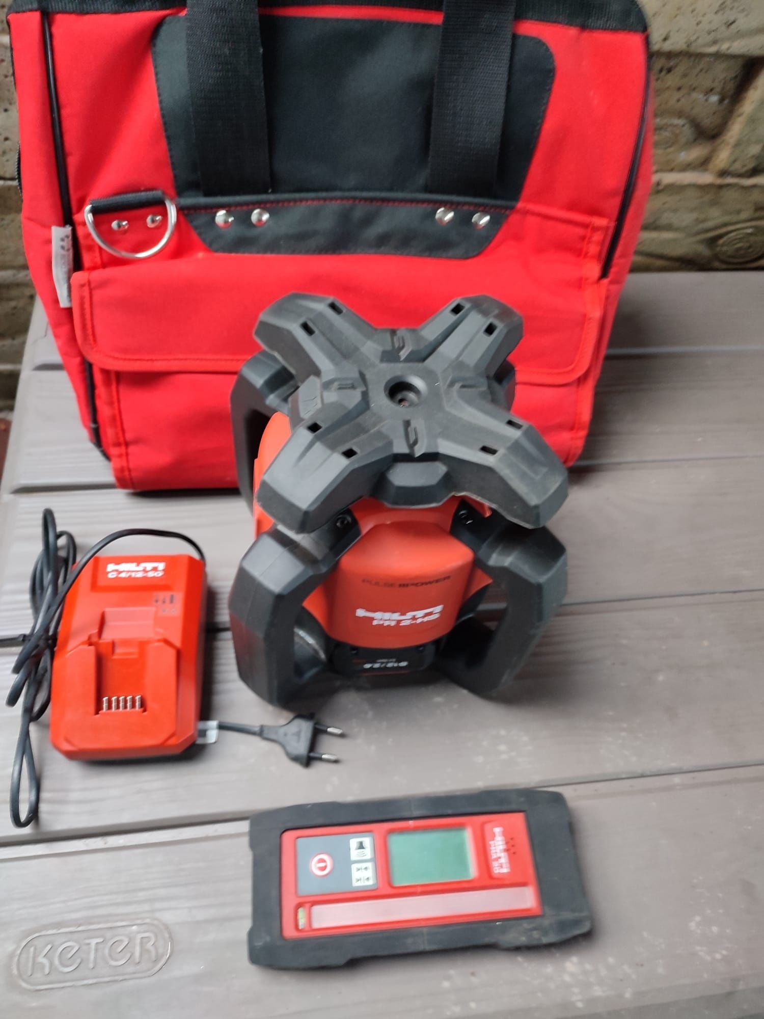 Hilti nivela rotativă PR 2 HS