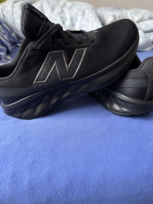 Vand adidasi newbalance