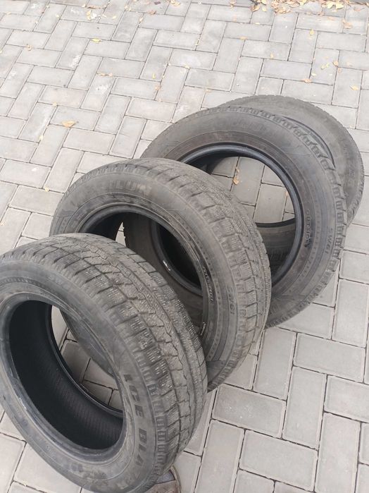 Продам зимние шины