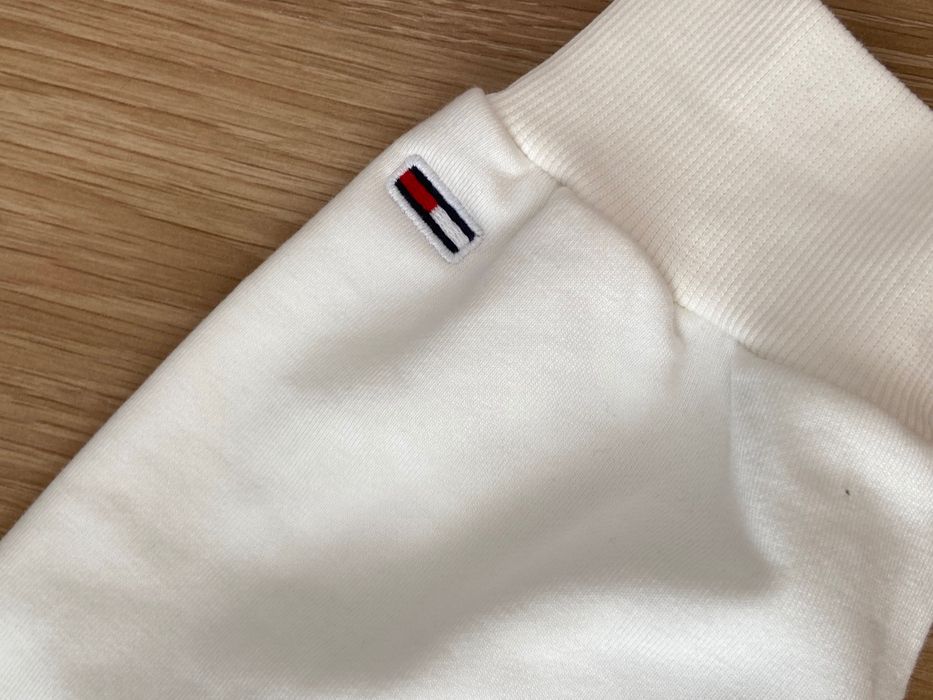 Нова Tommy hilfiger