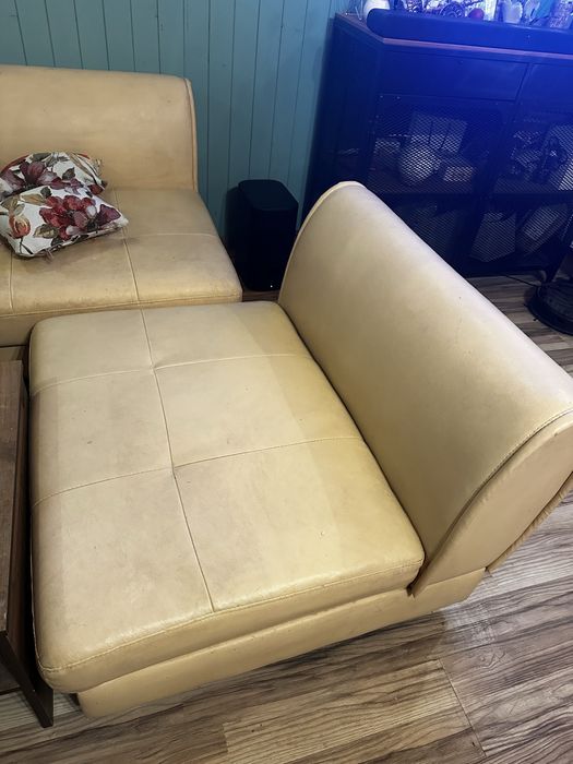 Кожена мека мебел