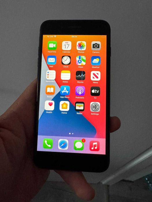 iPhone 8 plus! Cel mai ieftin de pe olx!