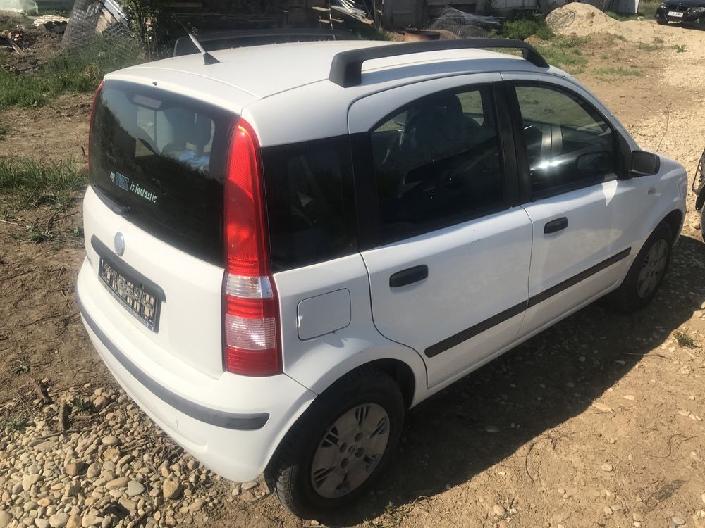 Dezmembrez Fiat Panda 1.2 benzina 2007