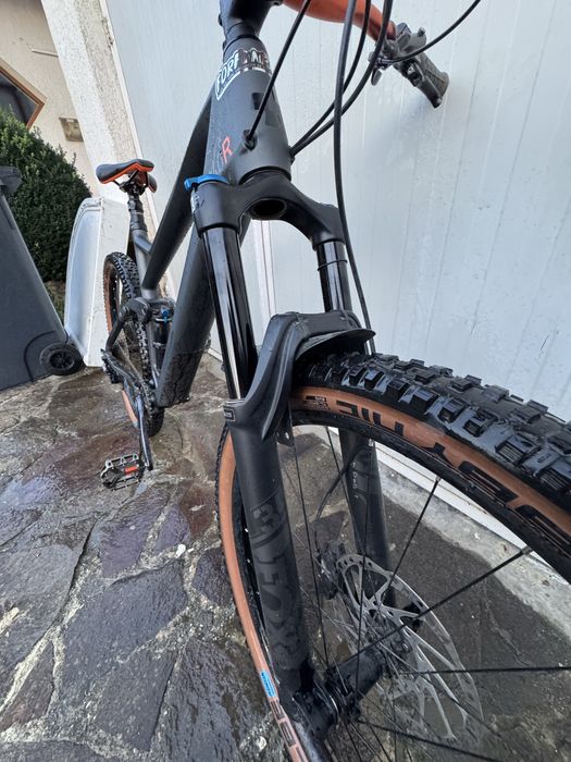 Bicicleta Cube Stereo 140R full sus