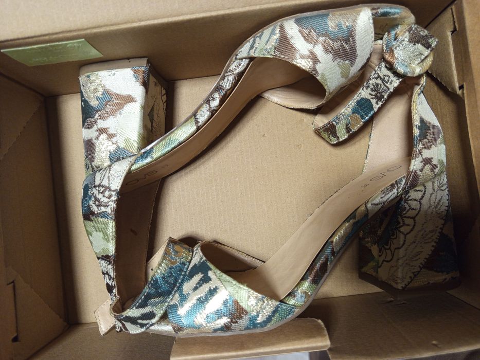 Дамски обувки 38 номер