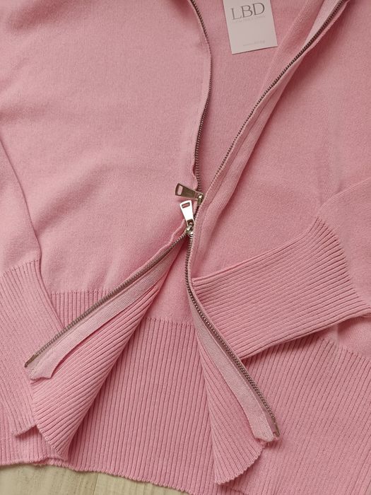 Нова розова жилетка