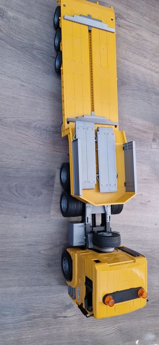 Играчки Jurassic world, Bruder