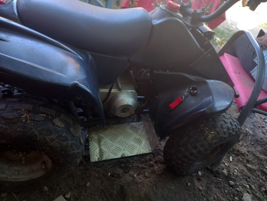 Vand Atv copii pret negociabil