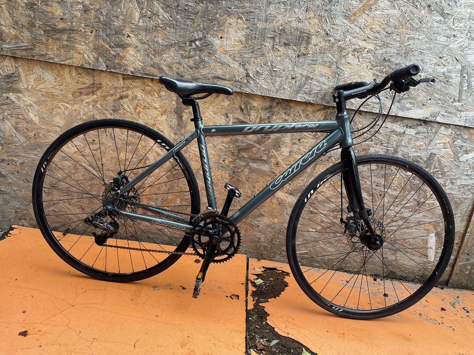 Bicicleta carrera gryphon frane pe disc roti 28” cadtu aluminiu S