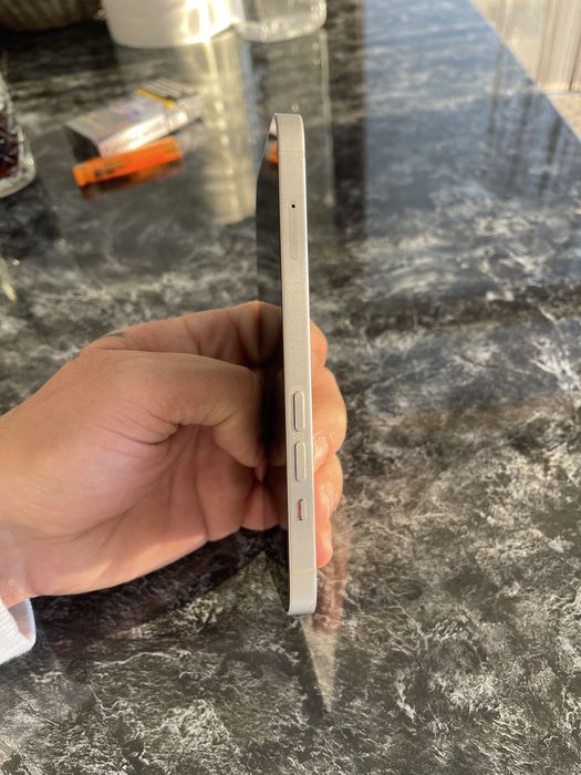 Iphone 13 de vanzare