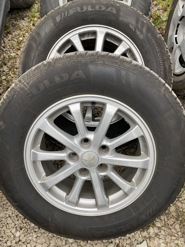 4бр.джанти с гуми 5x114.3 от Mitsubishi