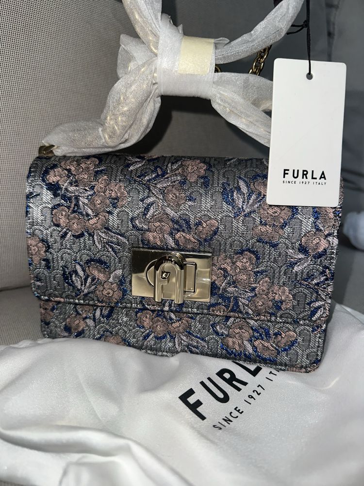 Малка дамска чанта Furld