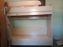 Продам двухярусный кровать в хорошем состояние.С одним матрасом за 45