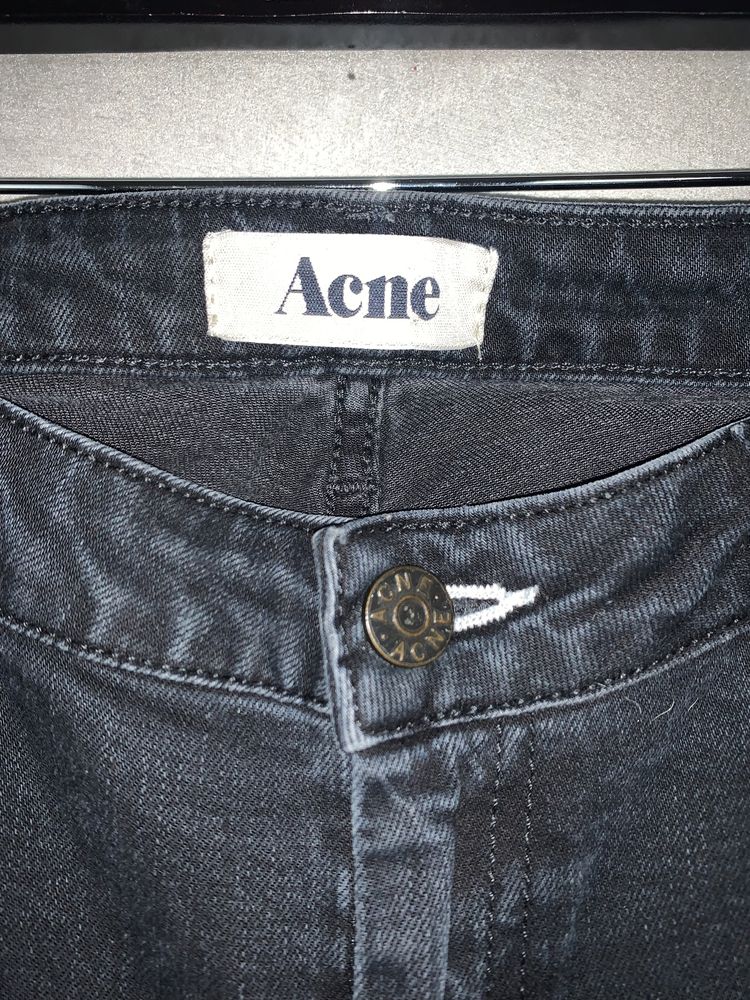 Blugi Acne cu buzunare albastru electric
