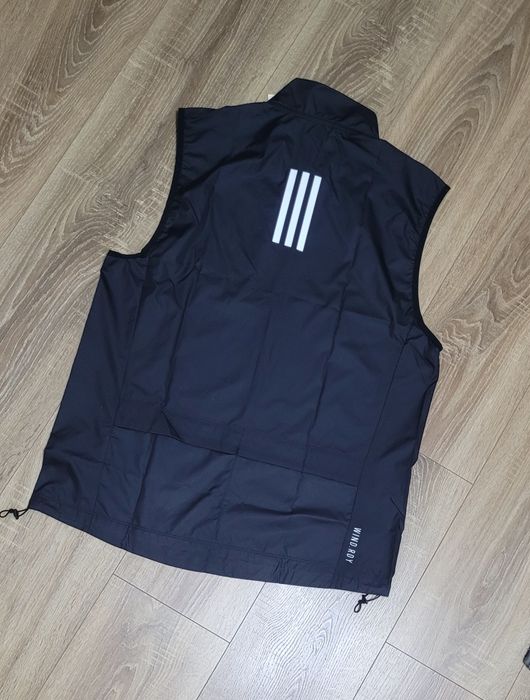 Vesta Adidas marime M