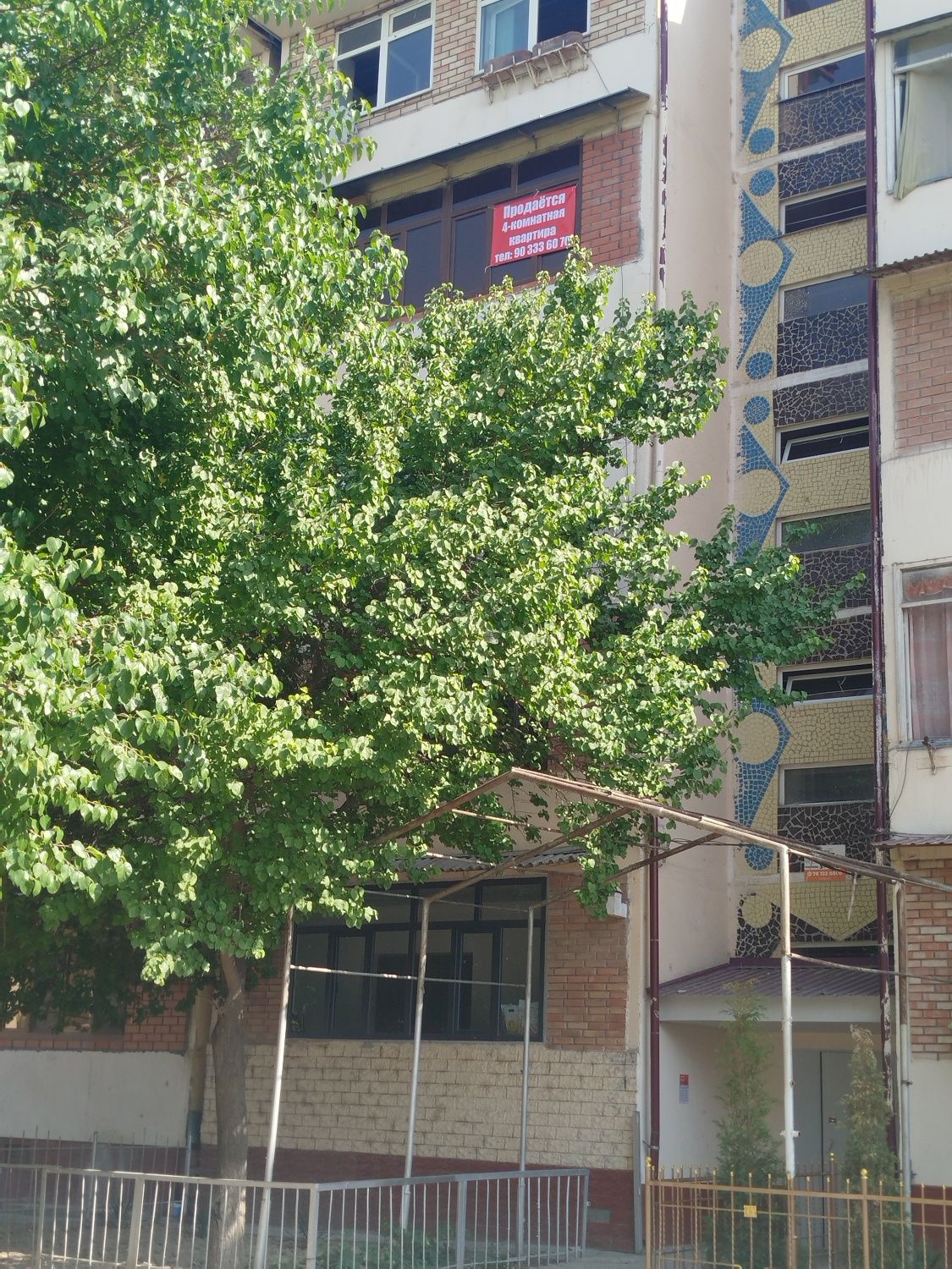 4 xonali dom sotiladi
