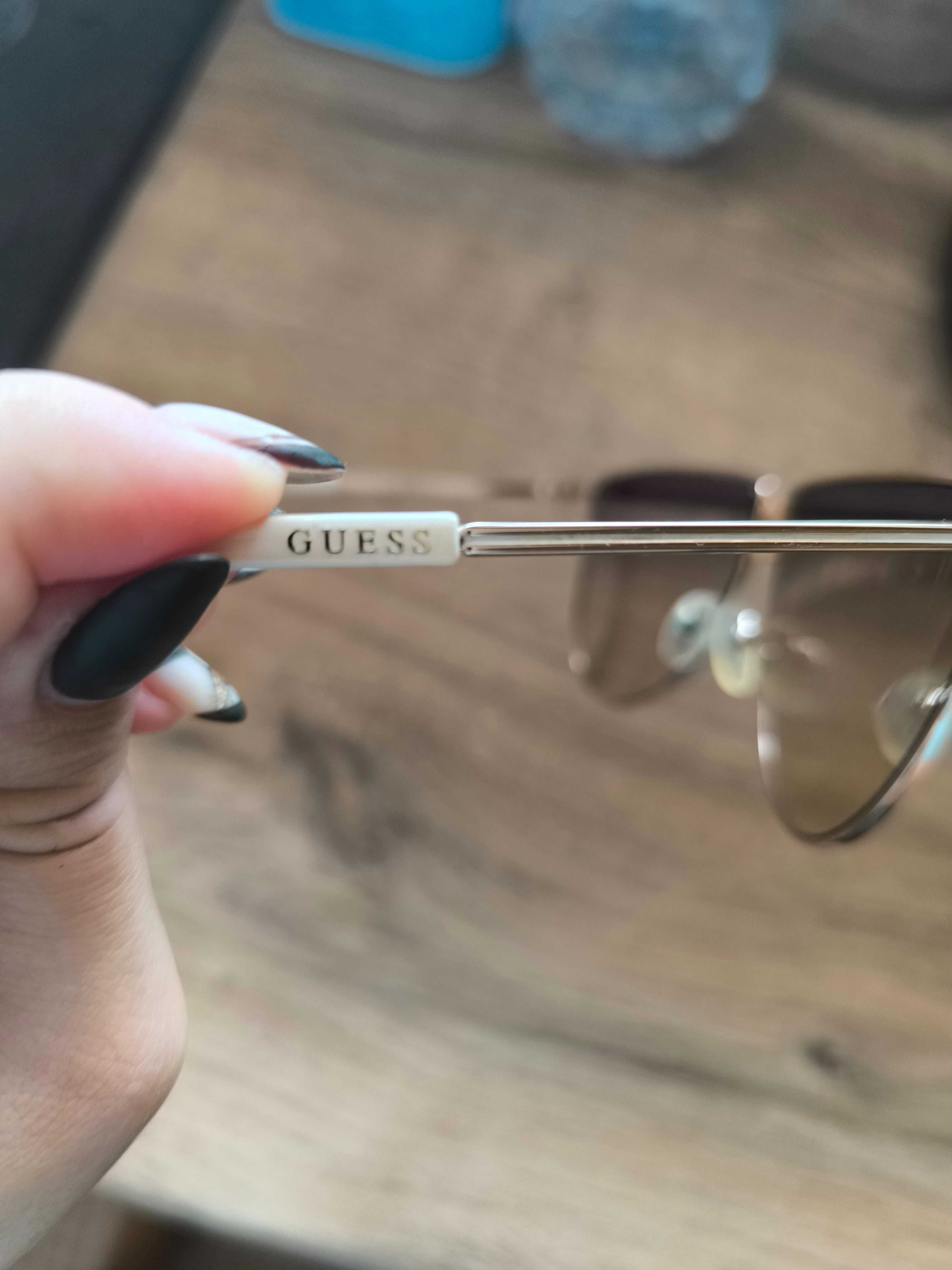 Слънчеви очила Guess