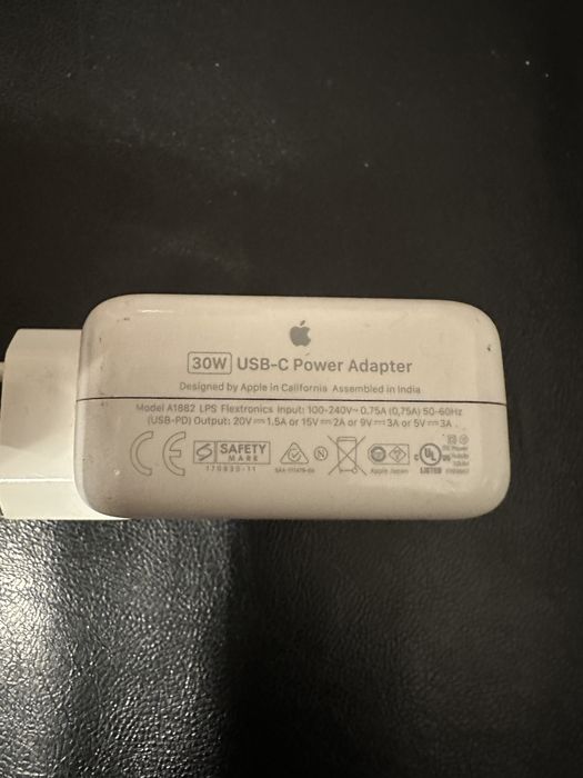 Incarcator Apple 30w