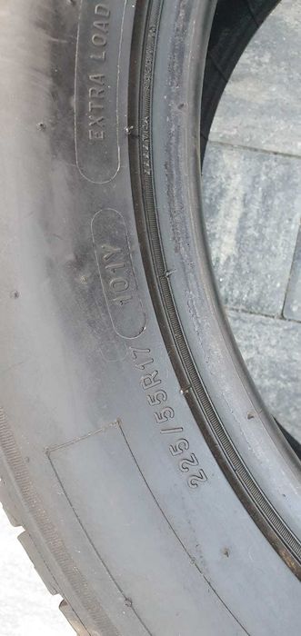 4 Anvelope de vara 225/55 R17 101Y