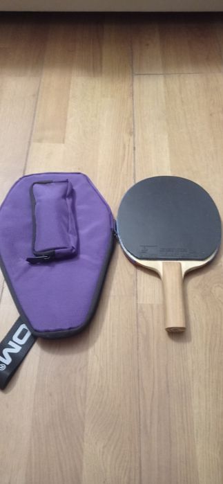 Lemn și paletă tenis de masă