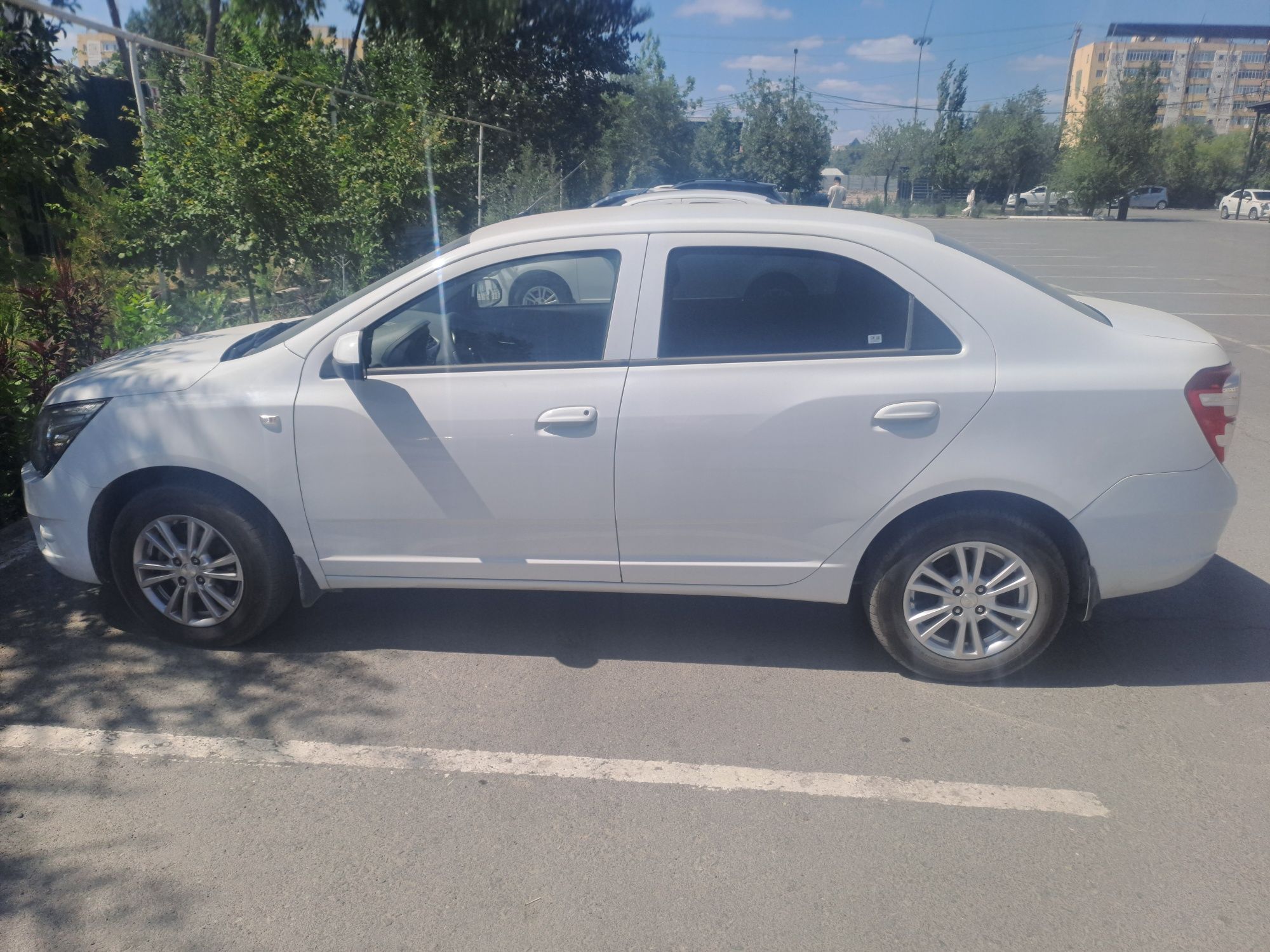 Кобалт автомашина сатилади