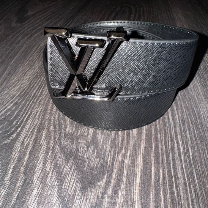 Curea Louis Vuitton