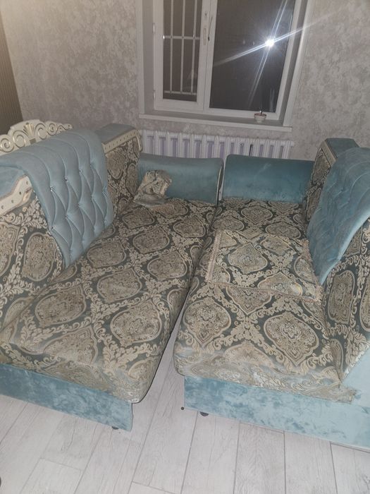 Диван 4 метра б/у