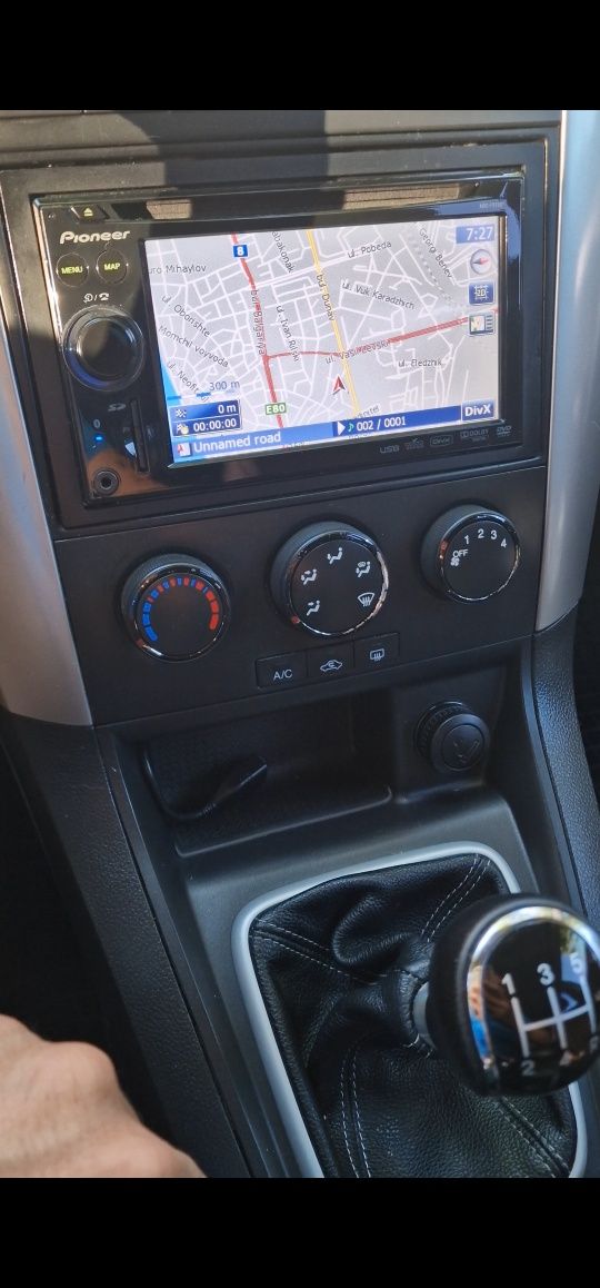 Pioneer Avic F910bt / мултимедия / Pioneer/ медия за кола / multimedia