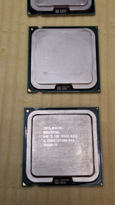 Procesoare Intel funcționale