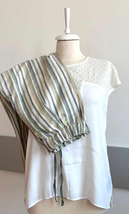 Страхотен сет от раиран панталон Zara & ефирна блуза Stella Nova