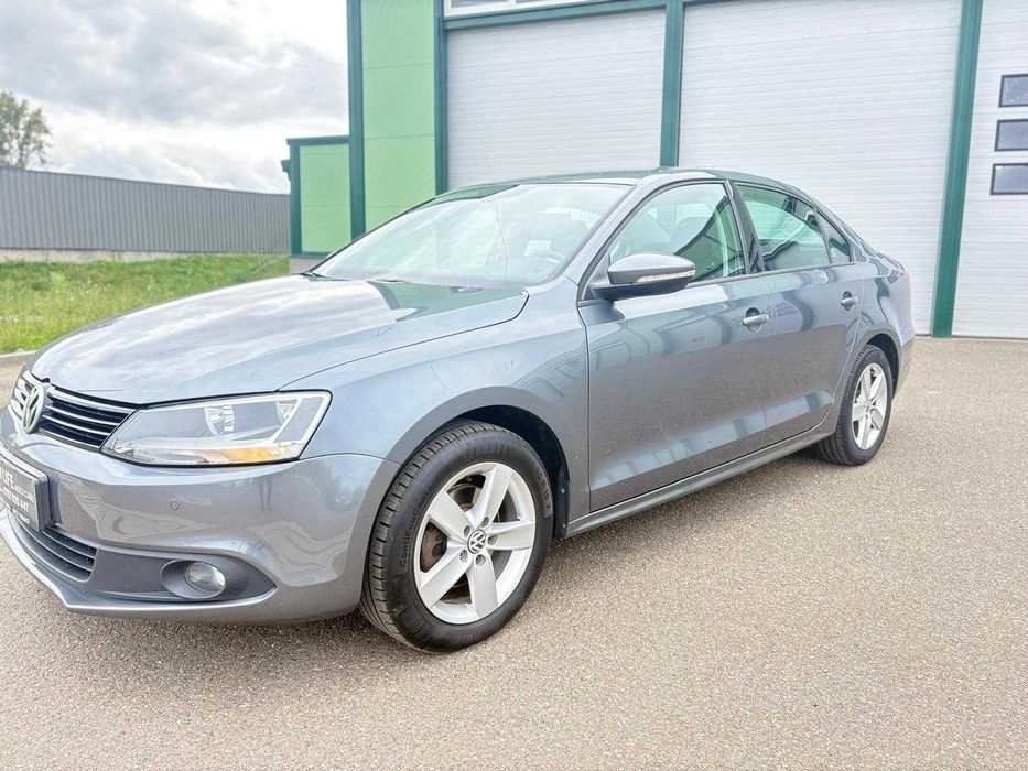 Volkswagen  Jetta
201 | 1,6 TDI | 105 CP | 151 700 | EURO 5