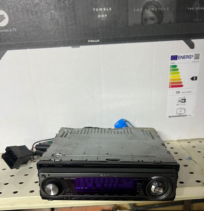 Kenwood CD / MP3 / USB / AUX player
