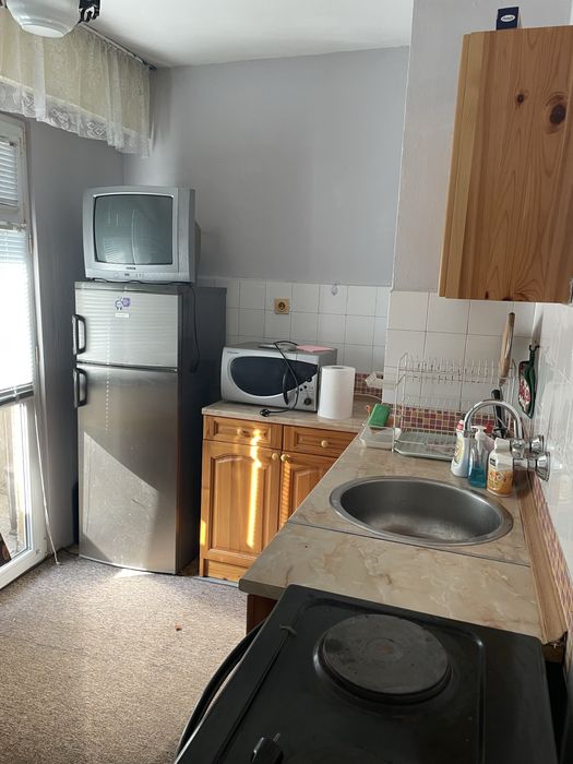 Продава се Тристаен апартамент в Бургас, Славейков - 60 кв.м за 2250 €/кв.м - Снимка #2