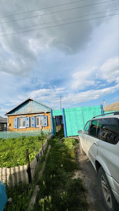 Срочно продам дом в Петерфельде 13 км от города.Торг есть срочно